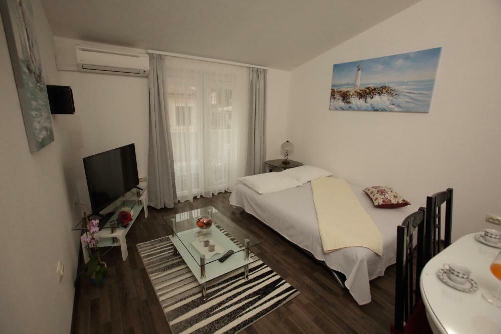 Ana Marija Apartman Salona Kültér fotó